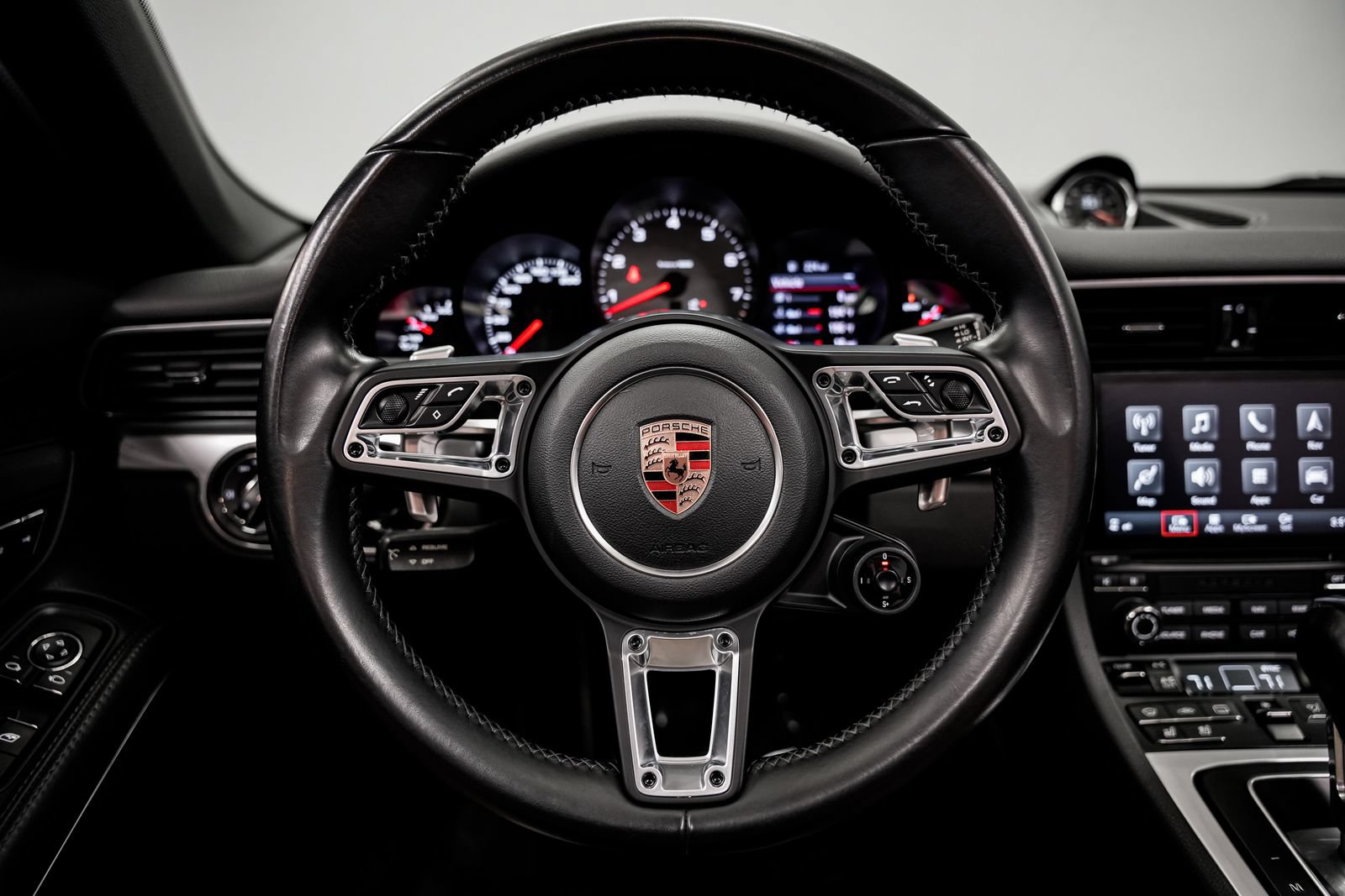 Used 2018 Porsche 911 Carrera S RWD image 10