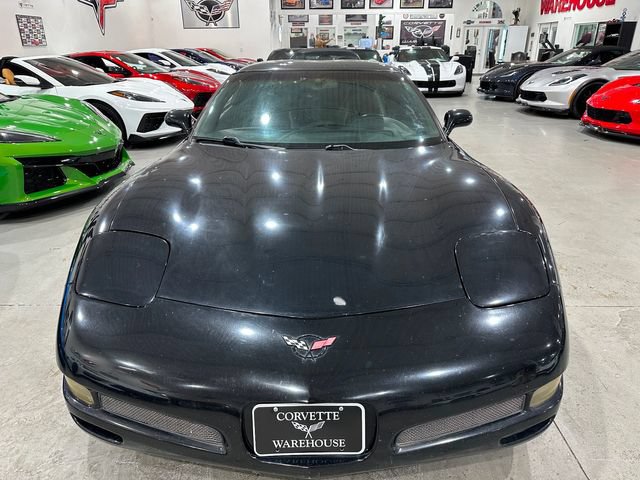 Used 2002 Chevrolet Corvette Coupe w/ Preferred Equipment Group2 RWD image 15