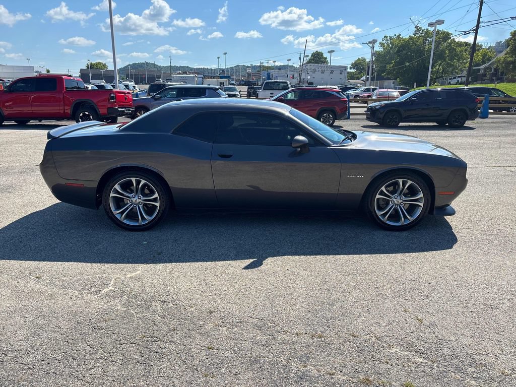 Used 2022 Dodge Challenger R/T RWD image 6