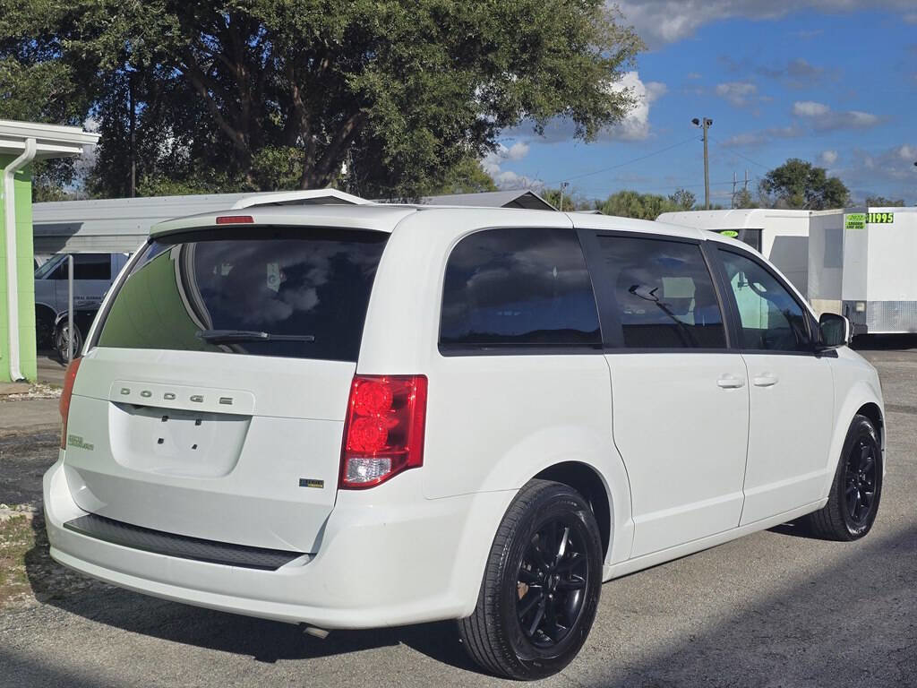 Used 2019 Dodge Grand Caravan SE FWD image 8