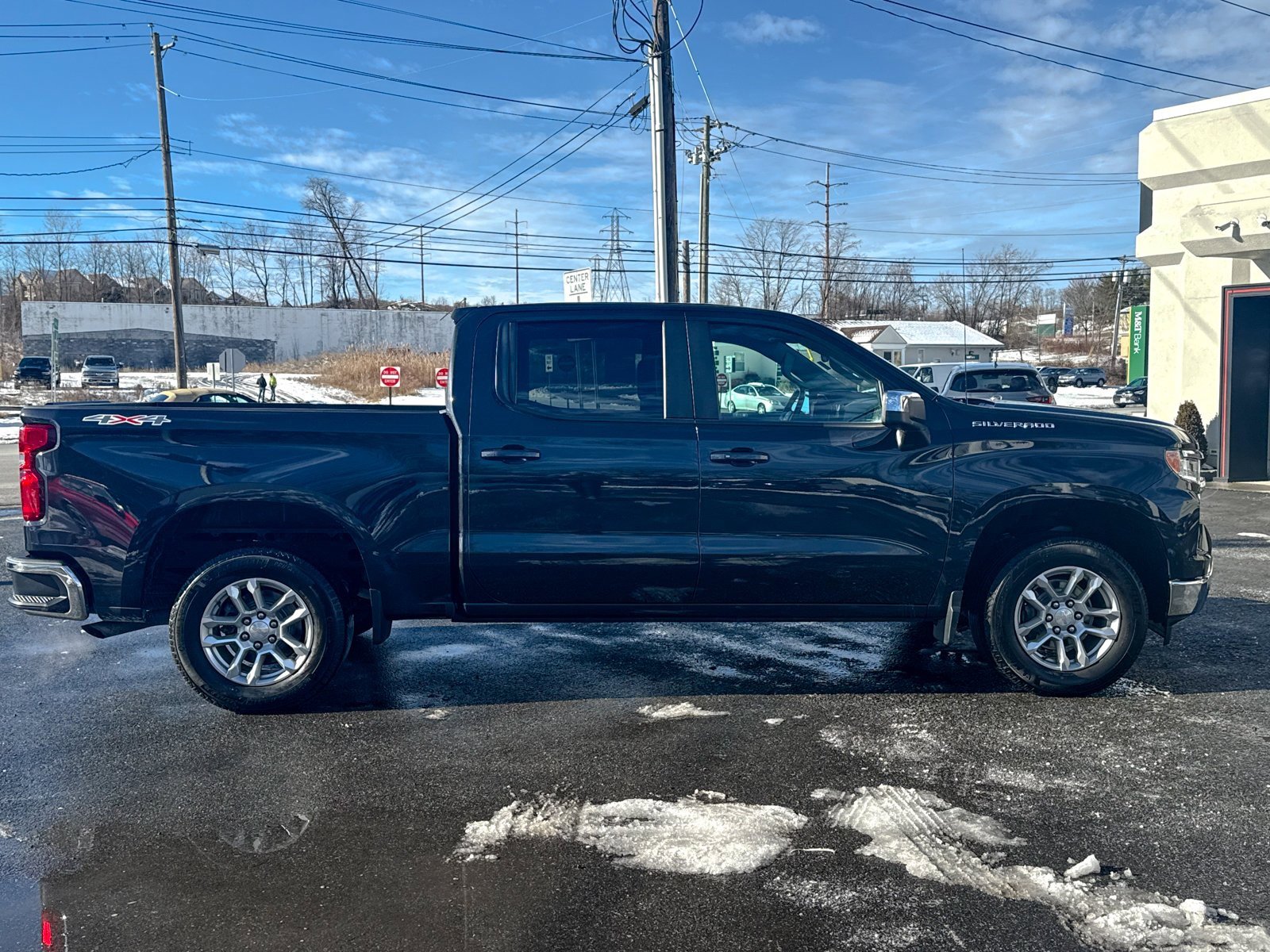 Used 2022 Chevrolet Silverado 1500 LT image 8