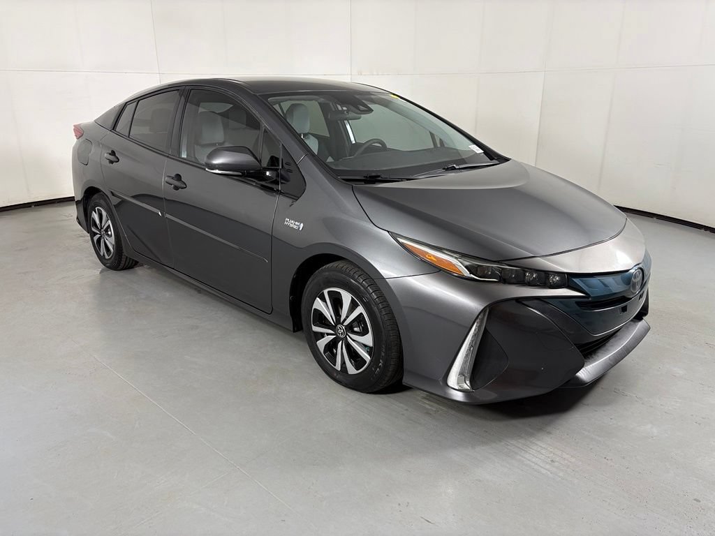 Used 2018 Toyota Prius Prime Premium w/ Carpet Mat Package FWD image 2