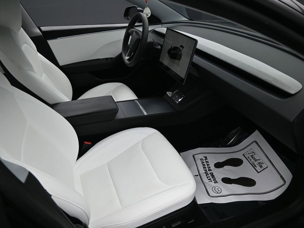 Used 2025 Tesla Model 3 Long Range image 29