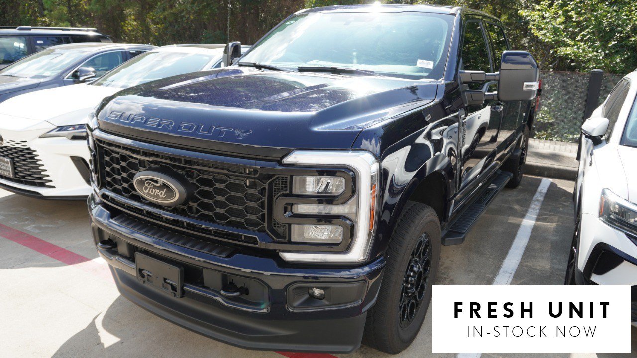 Used 2025 Ford F250 Lariat w/ Black Appearance Package AWD/4WD image 1
