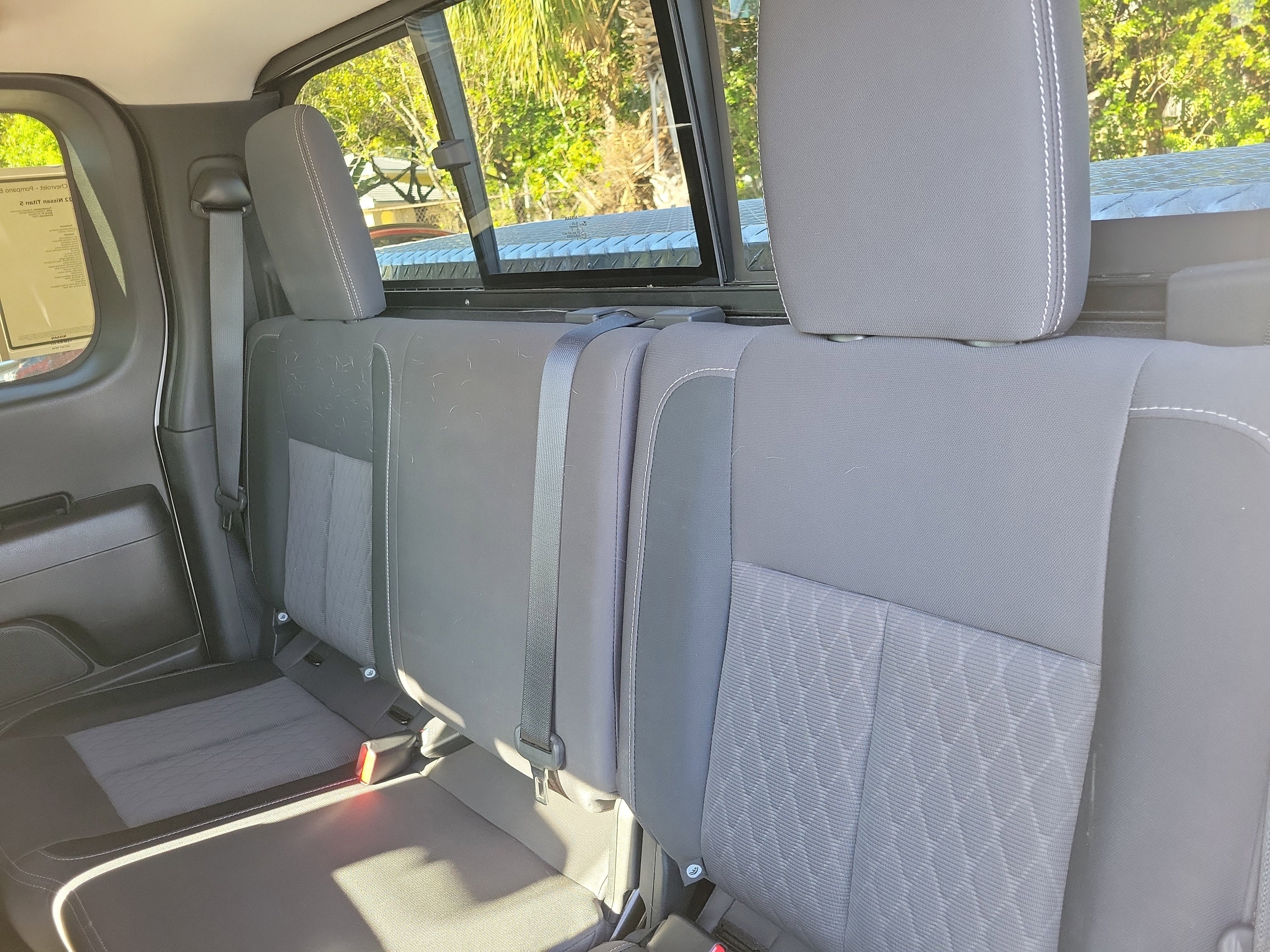 Used 2022 Nissan Titan S image 16