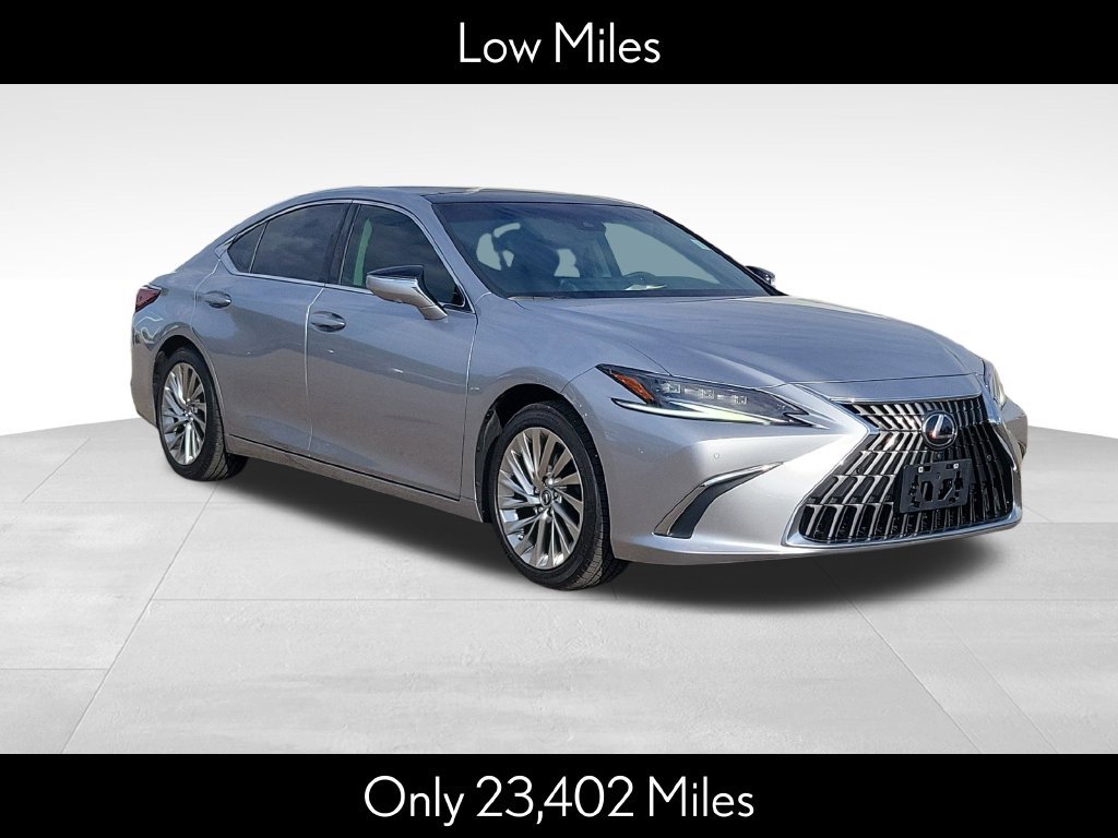 Used 2022 Lexus ES 350 Ultra Luxury FWD image 2