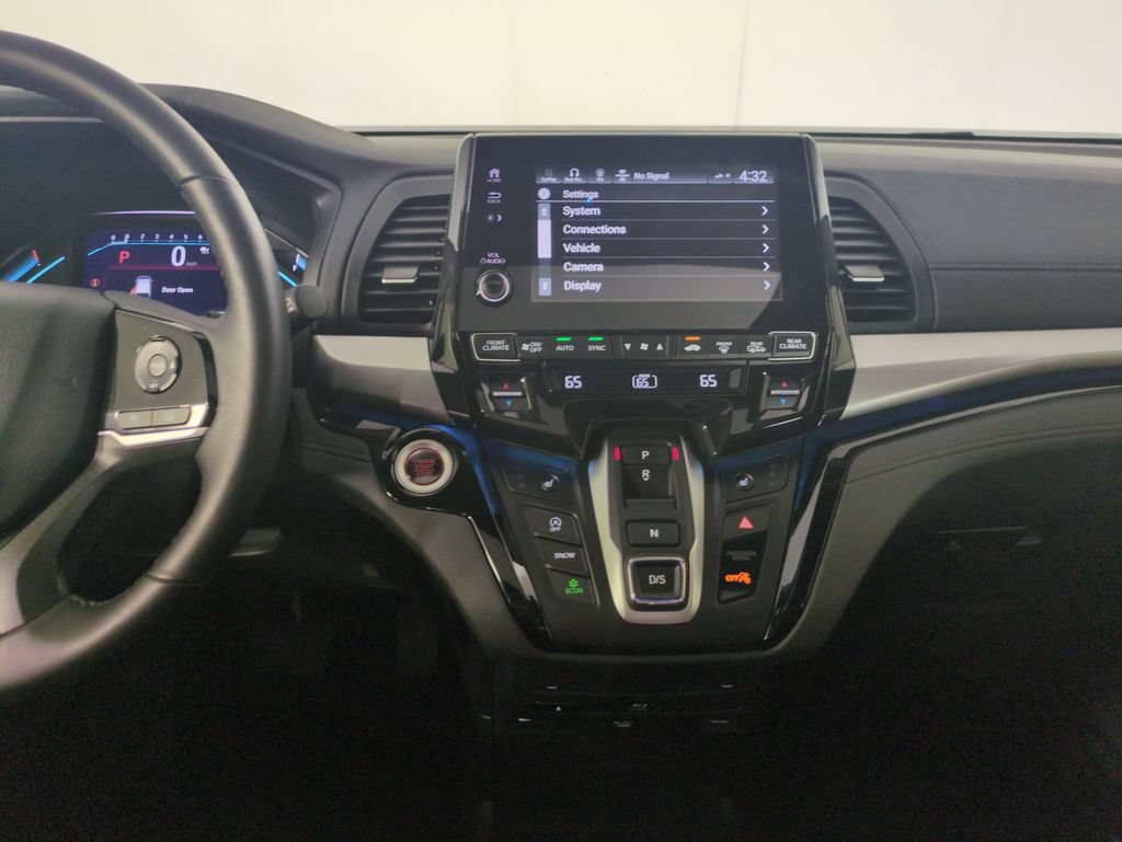 Certified 2024 Honda Odyssey Touring image 21