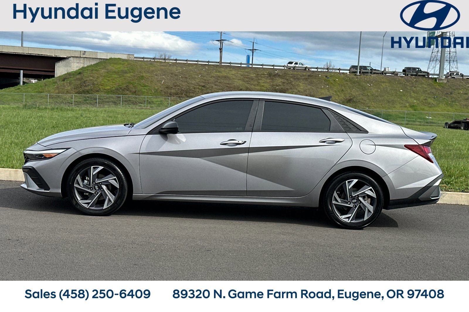 Used 2025 Hyundai Elantra Sport w/ Cargo Package image 7