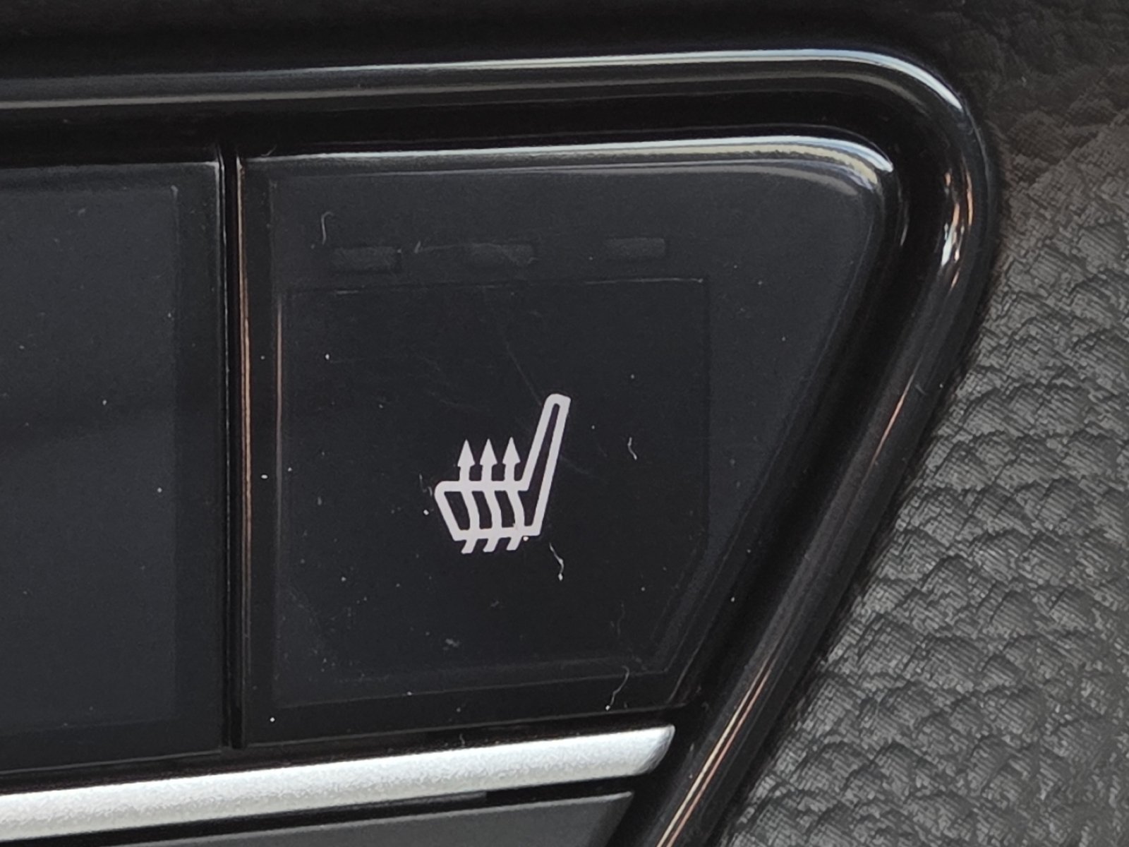 New 2027 Honda HR-V EX-L image 6