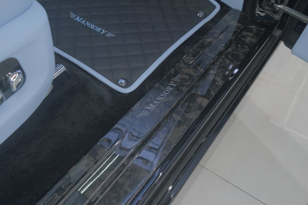 Used 2026 Rolls-Royce Phantom Sedan RWD image 62