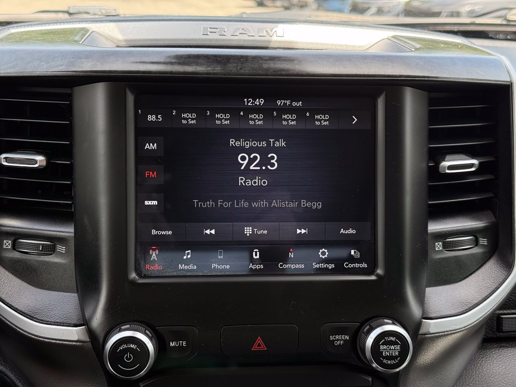 Used 2020 RAM 1500 Big Horn AWD/4WD image 40