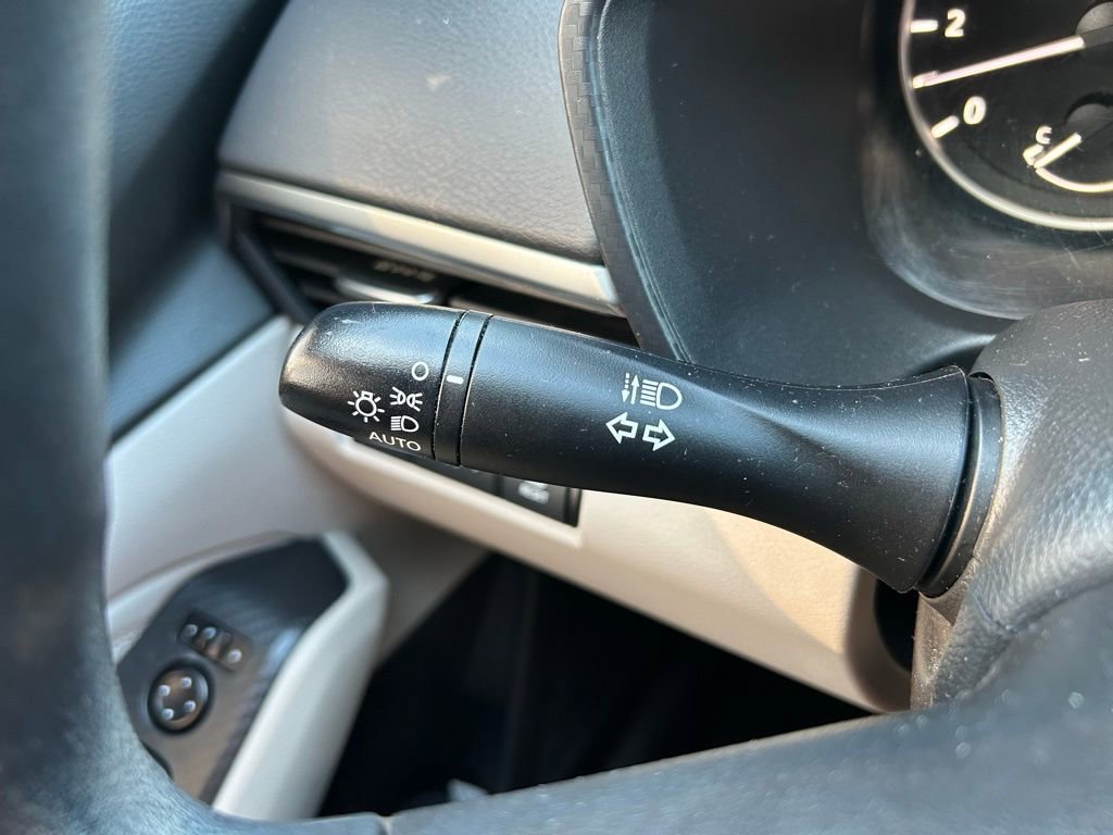 Used 2019 Nissan Altima 2.5 S FWD image 22