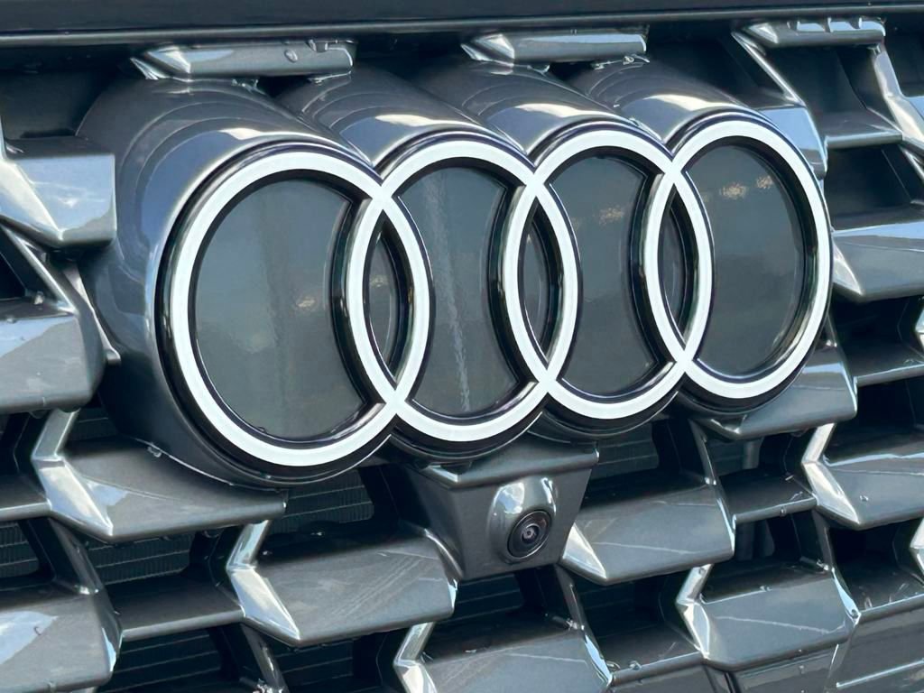 New 2025 Audi Q5 Premium Plus image 37