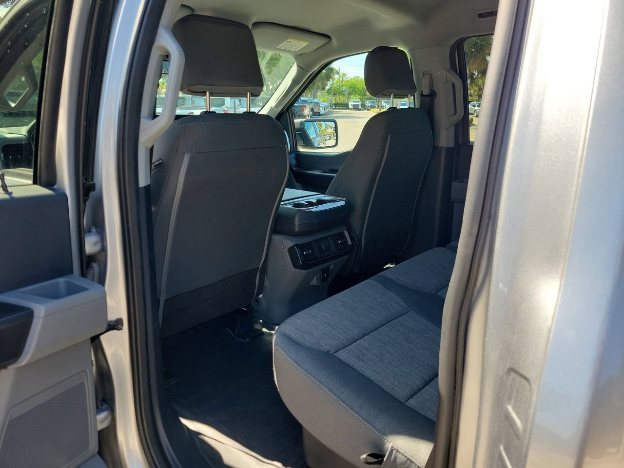 Used 2022 Ford F150 XL w/ Equipment Group 101A High AWD/4WD image 9