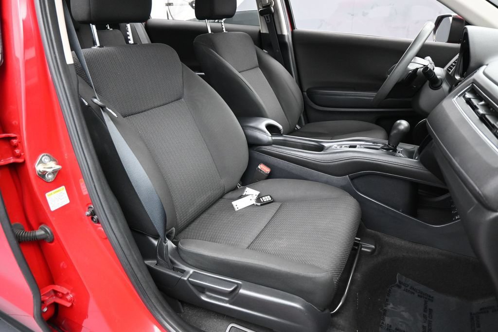 Used 2016 Honda HR-V EX image 41