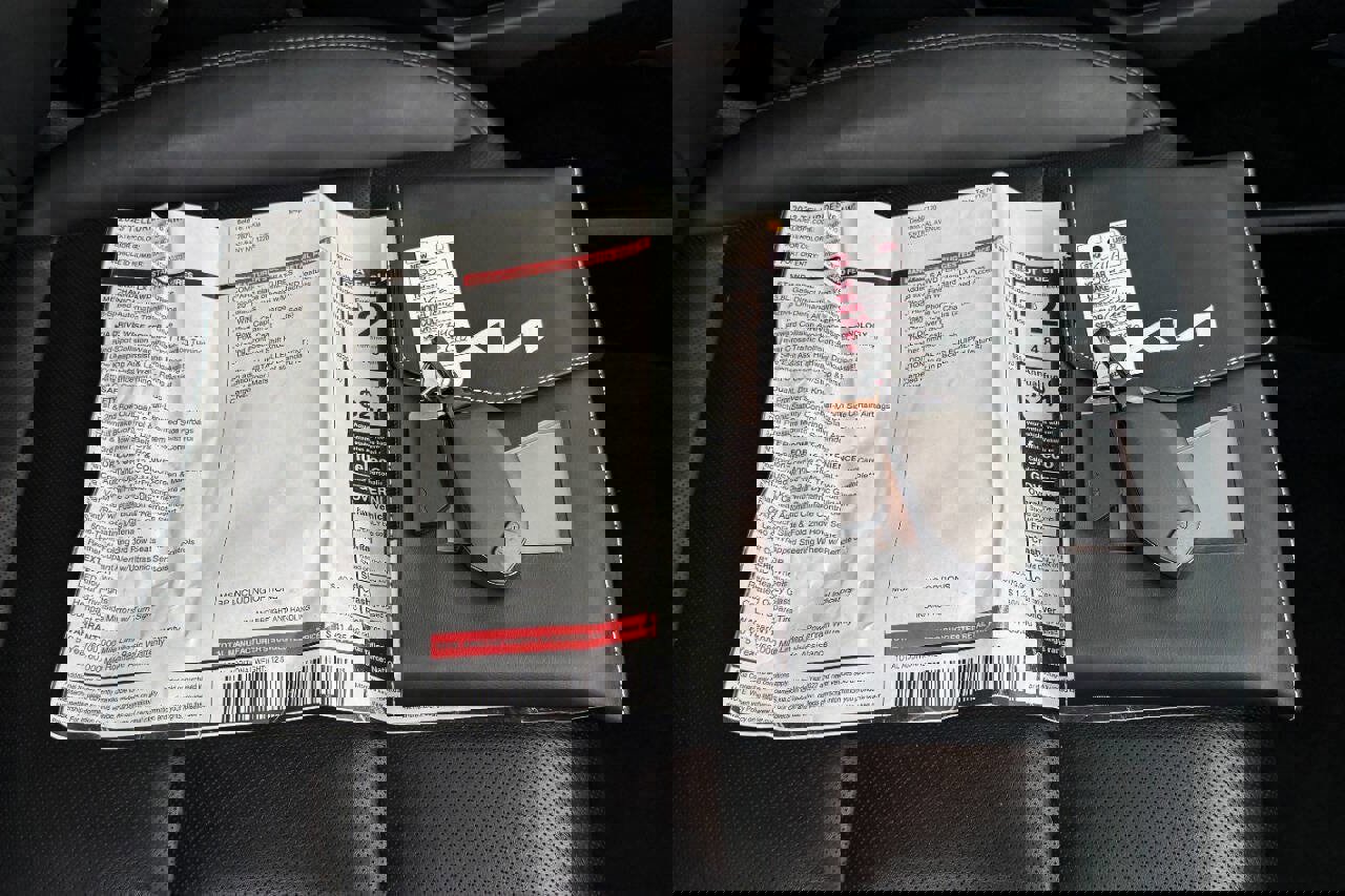 Used 2023 Kia Telluride S image 40