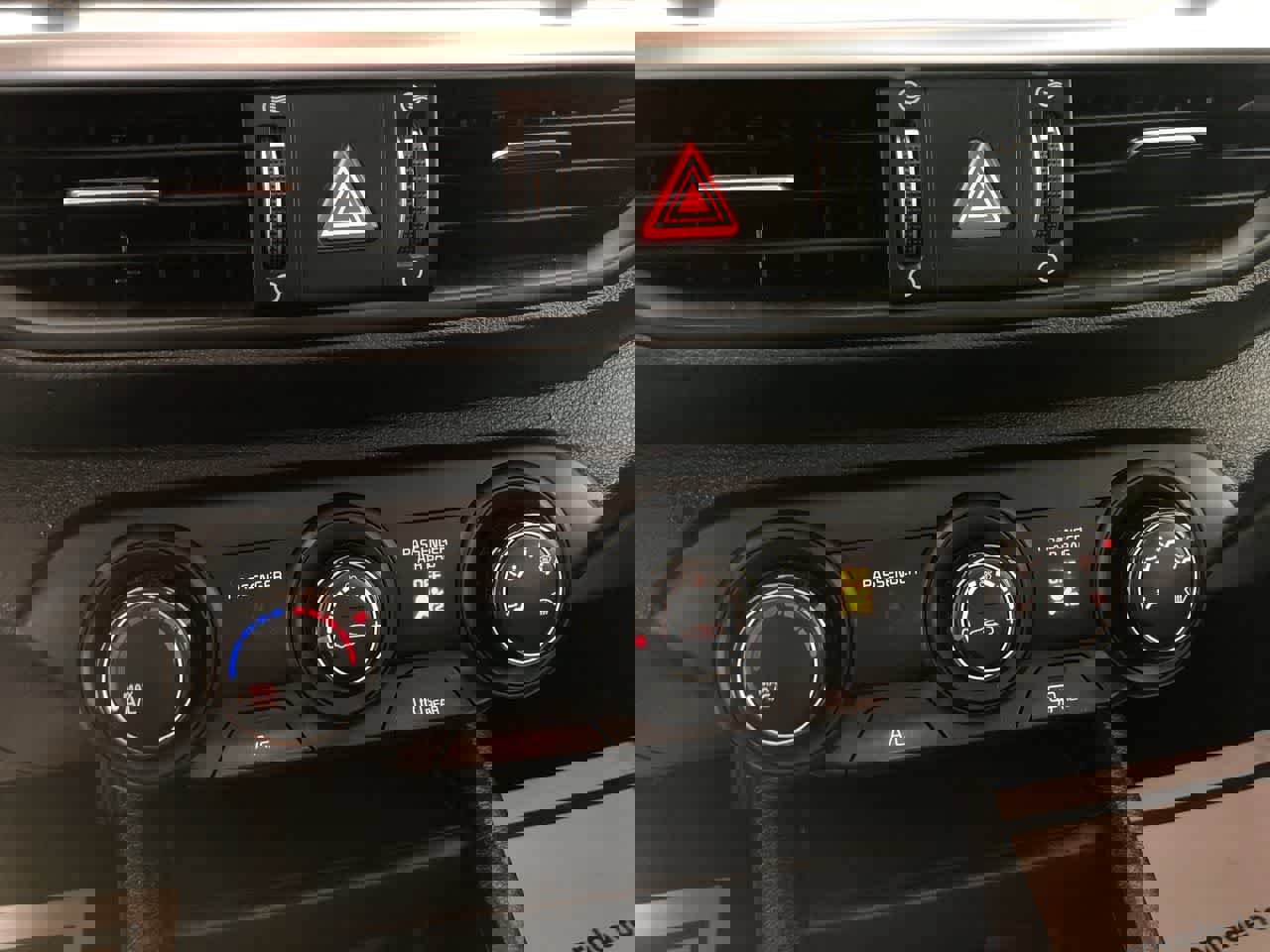 Used 2024 Kia Forte LXS image 17