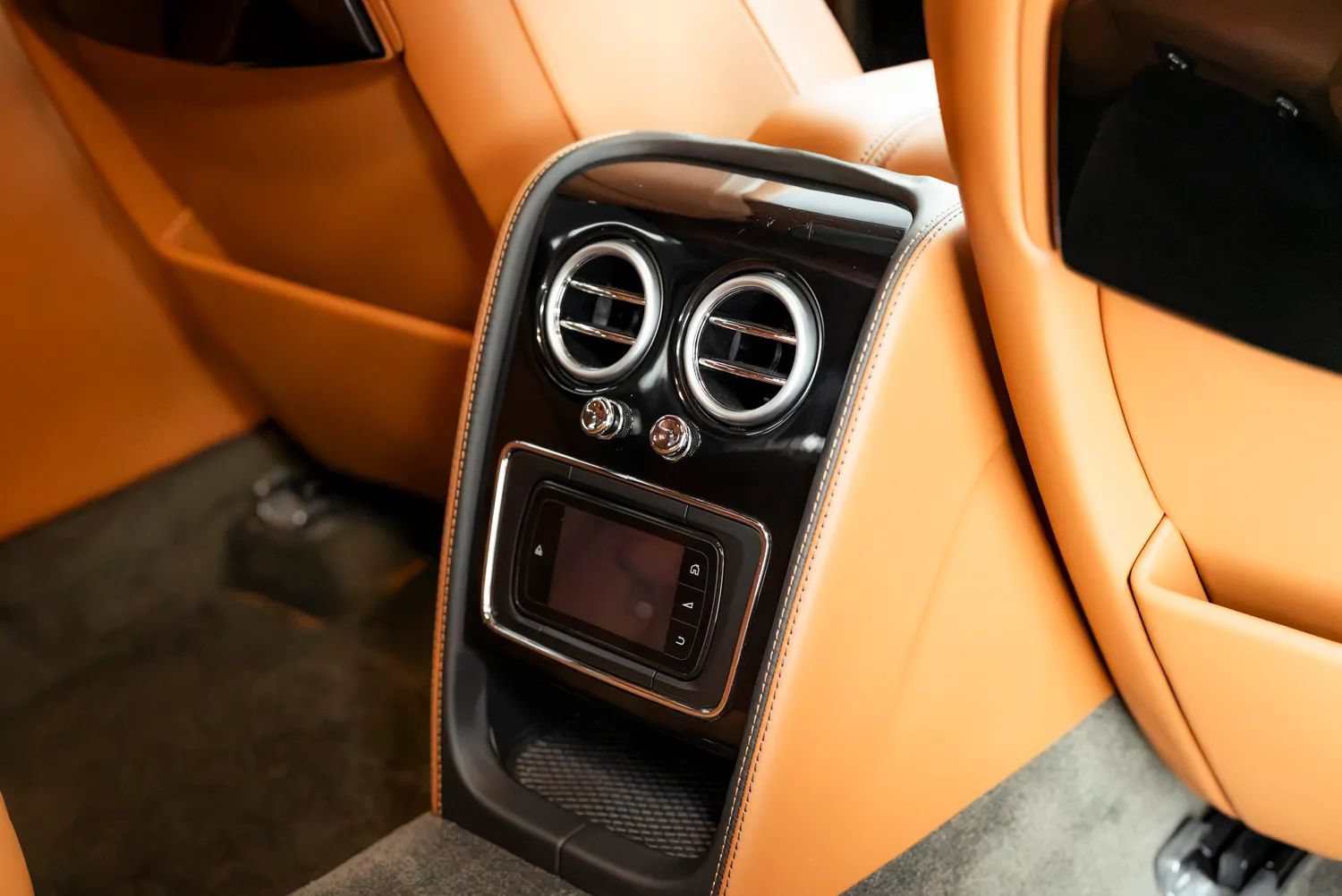 Used 2014 Bentley Flying Spur W12 AWD/4WD image 37
