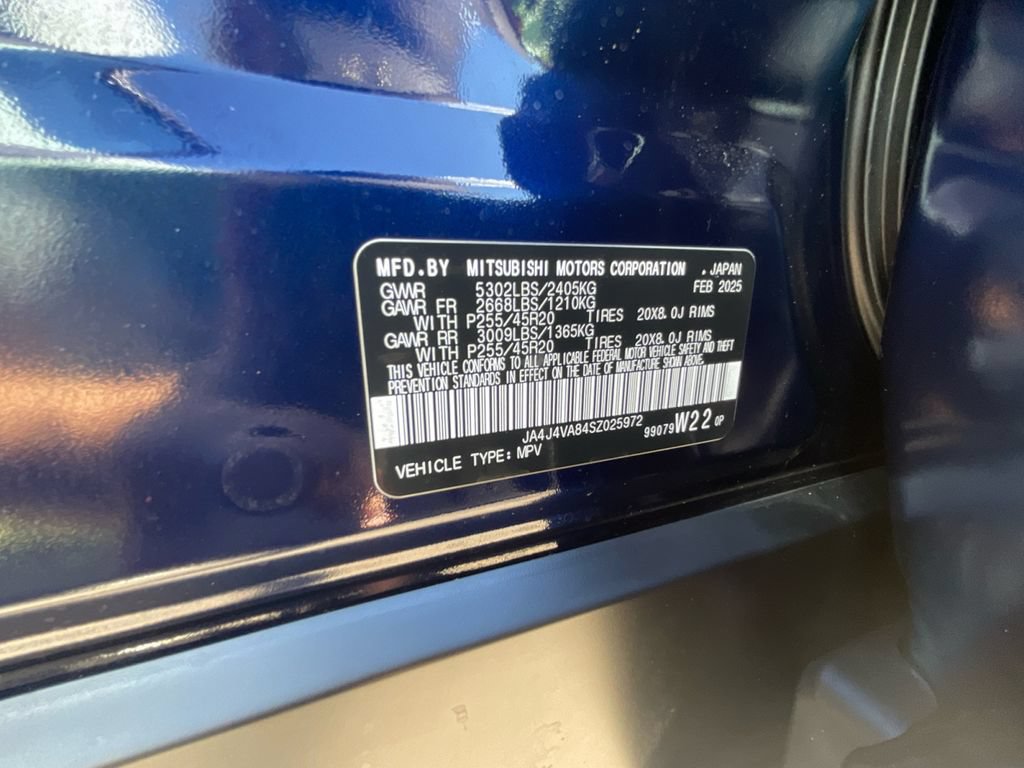 Used 2025 Mitsubishi Outlander SE AWD/4WD image 31