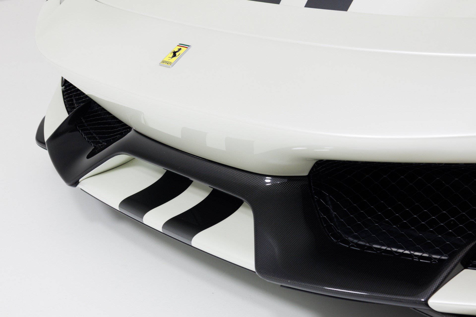 Used 2020 Ferrari 488 Pista Coupe RWD image 56