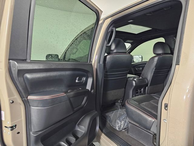 Used 2020 Nissan Titan PRO-4X w/ Pro-4x Convenience Package image 20