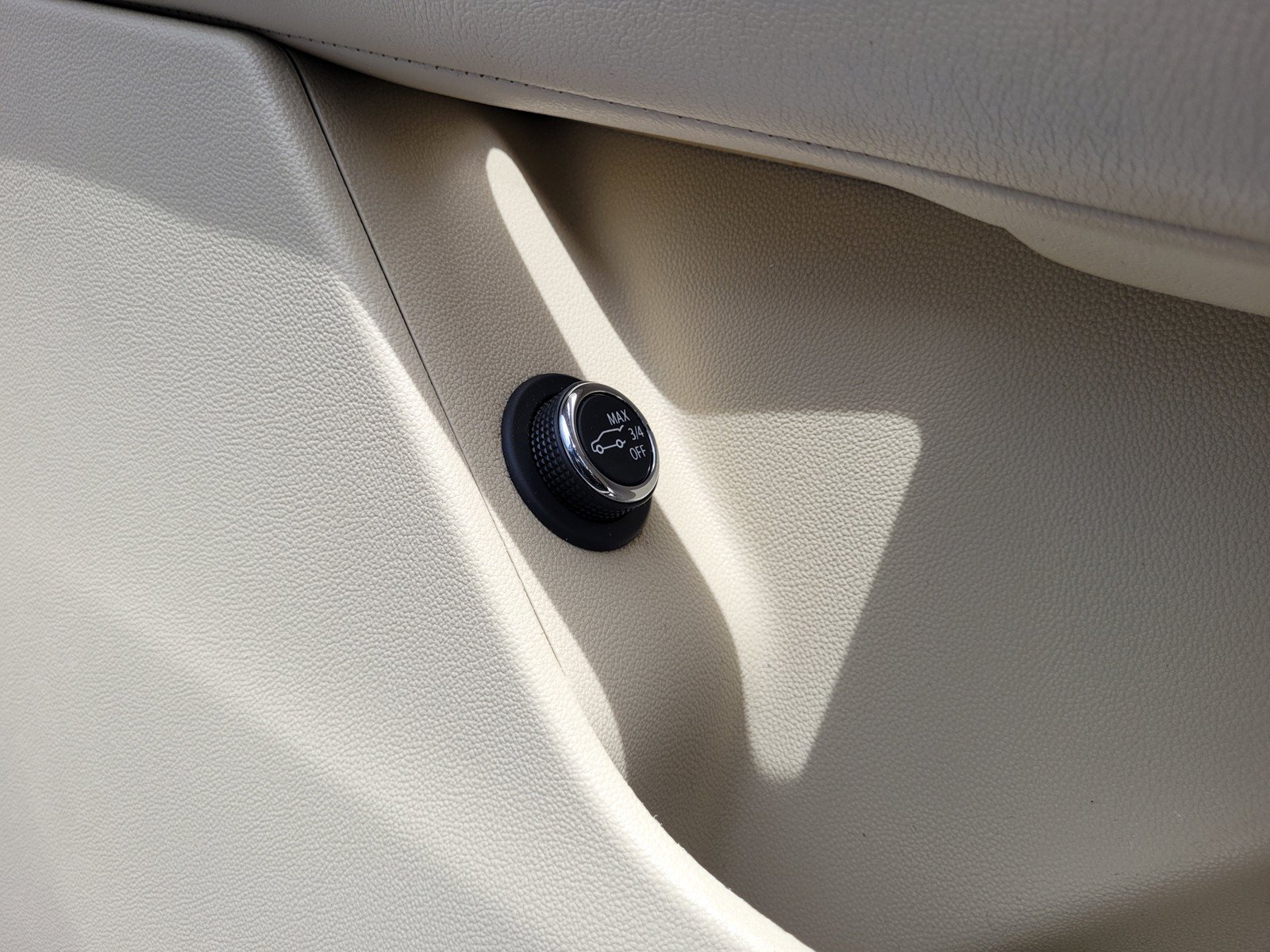 Used 2019 Cadillac XT5 FWD image 25