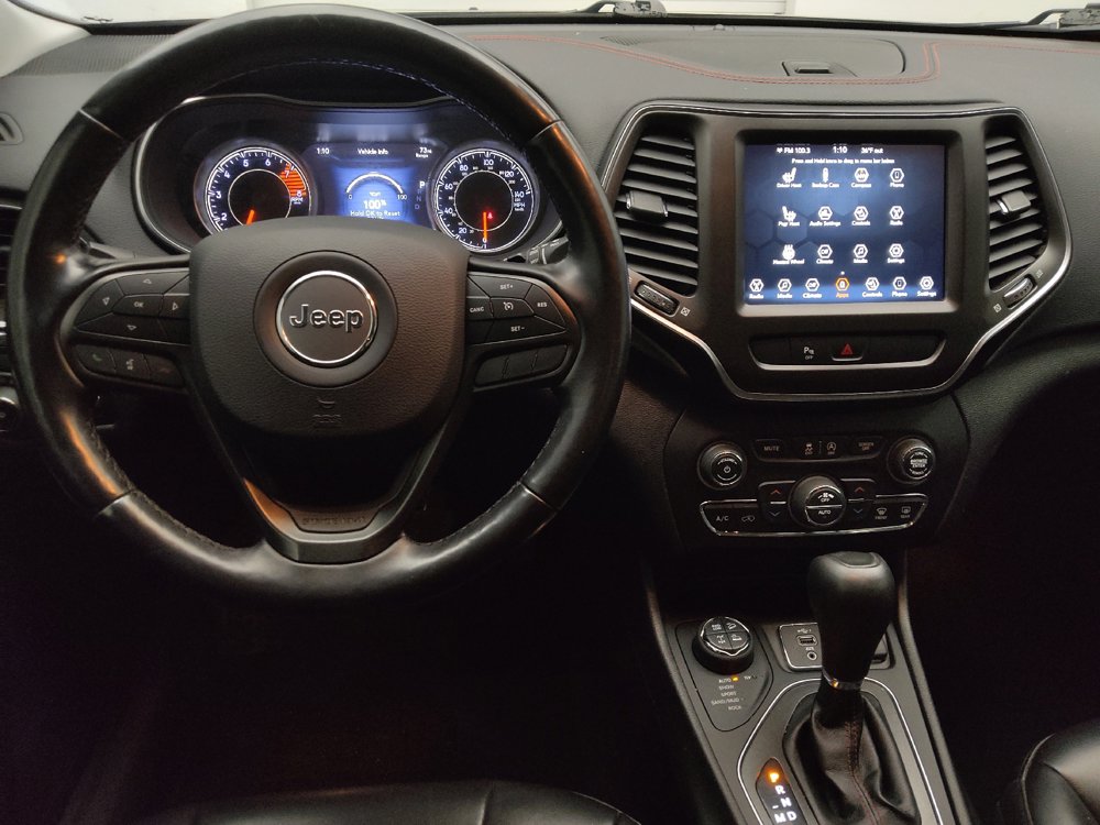 Used 2020 Jeep Cherokee Trailhawk w/ Cold Weather Group AWD/4WD image 22