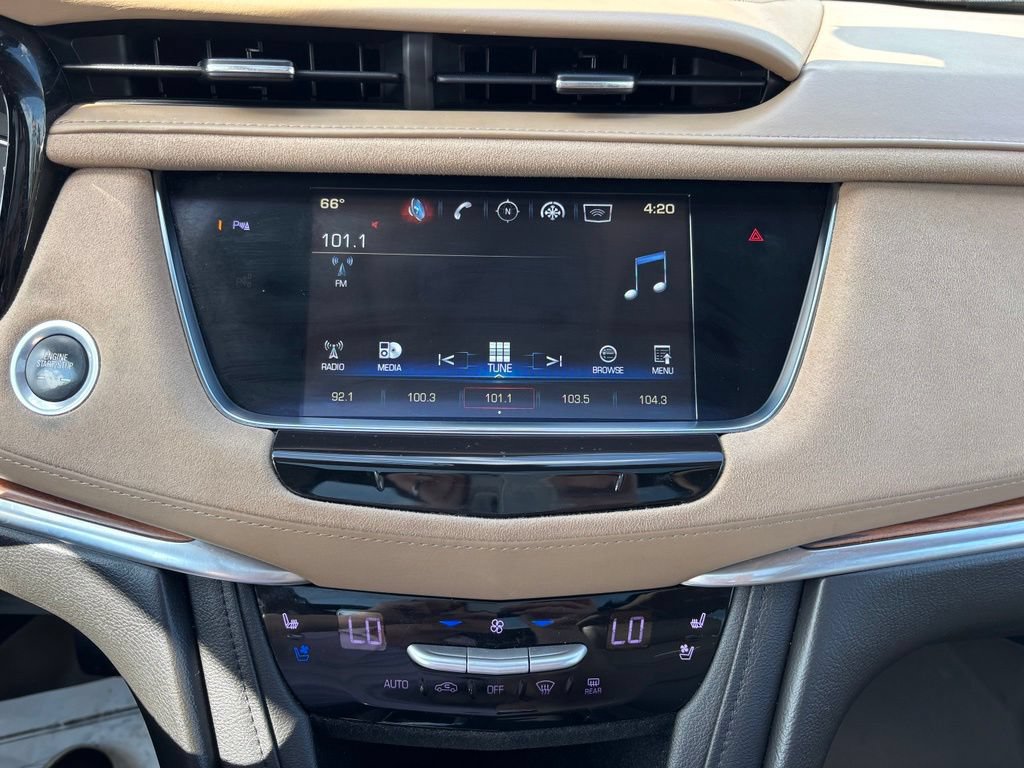 Used 2018 Cadillac XT5 Platinum AWD/4WD image 22