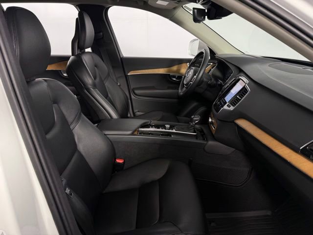 Used 2021 Volvo XC90 T6 Momentum w/ Advanced Package AWD/4WD image 15