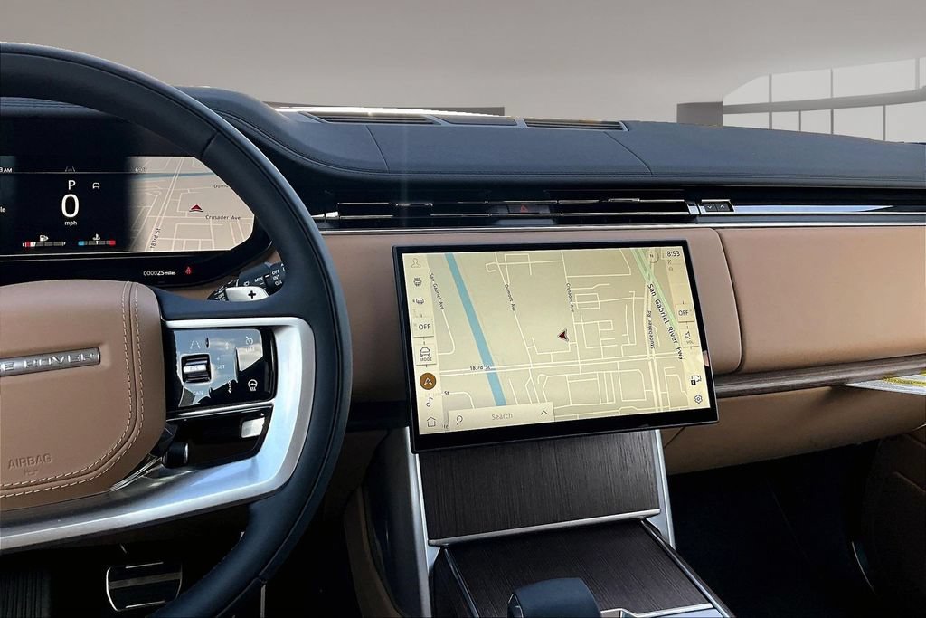 New 2026 Land Rover Range Rover Long Wheelbase SE AWD/4WD image 6