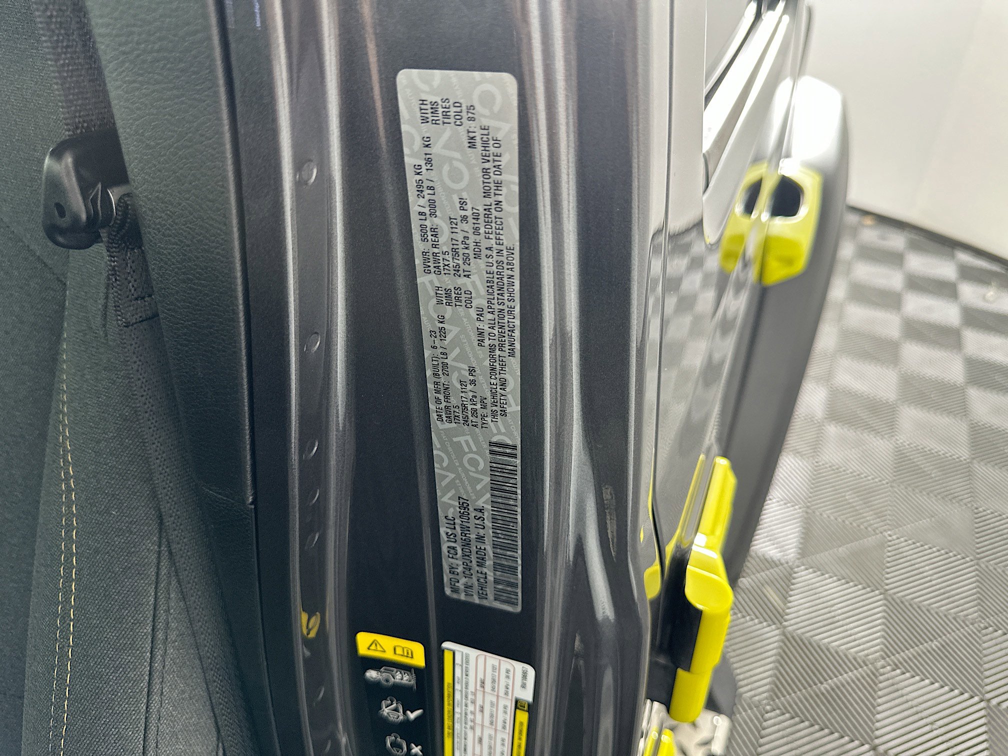 Used 2024 Jeep Wrangler Sport S image 12