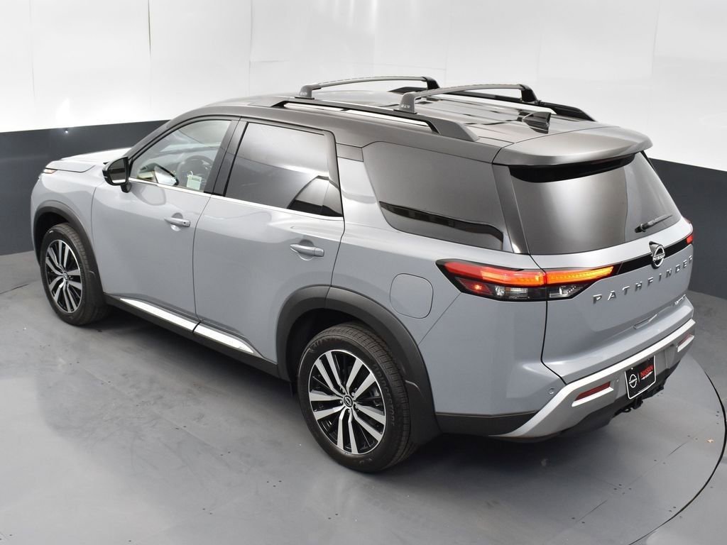 New 2025 Nissan Pathfinder Platinum w/ Cargo Package image 50
