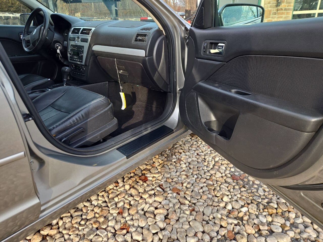 Used 2009 Mercury Milan Premier image 21