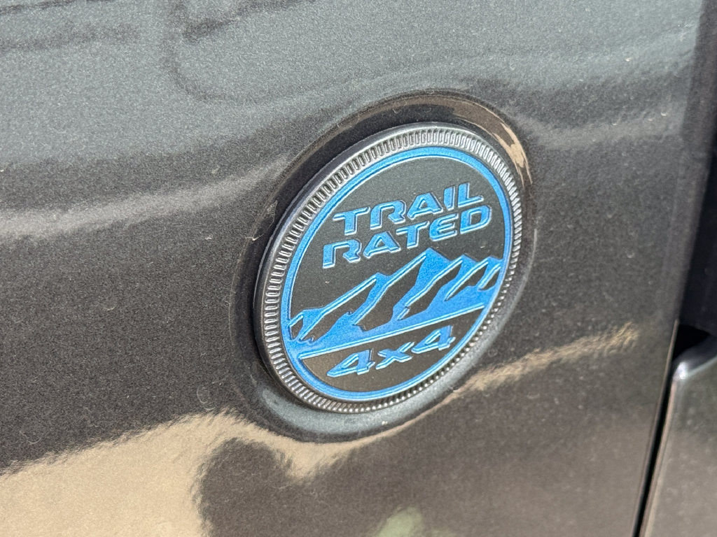 Used 2024 Jeep Wrangler Unlimited AWD/4WD image 11