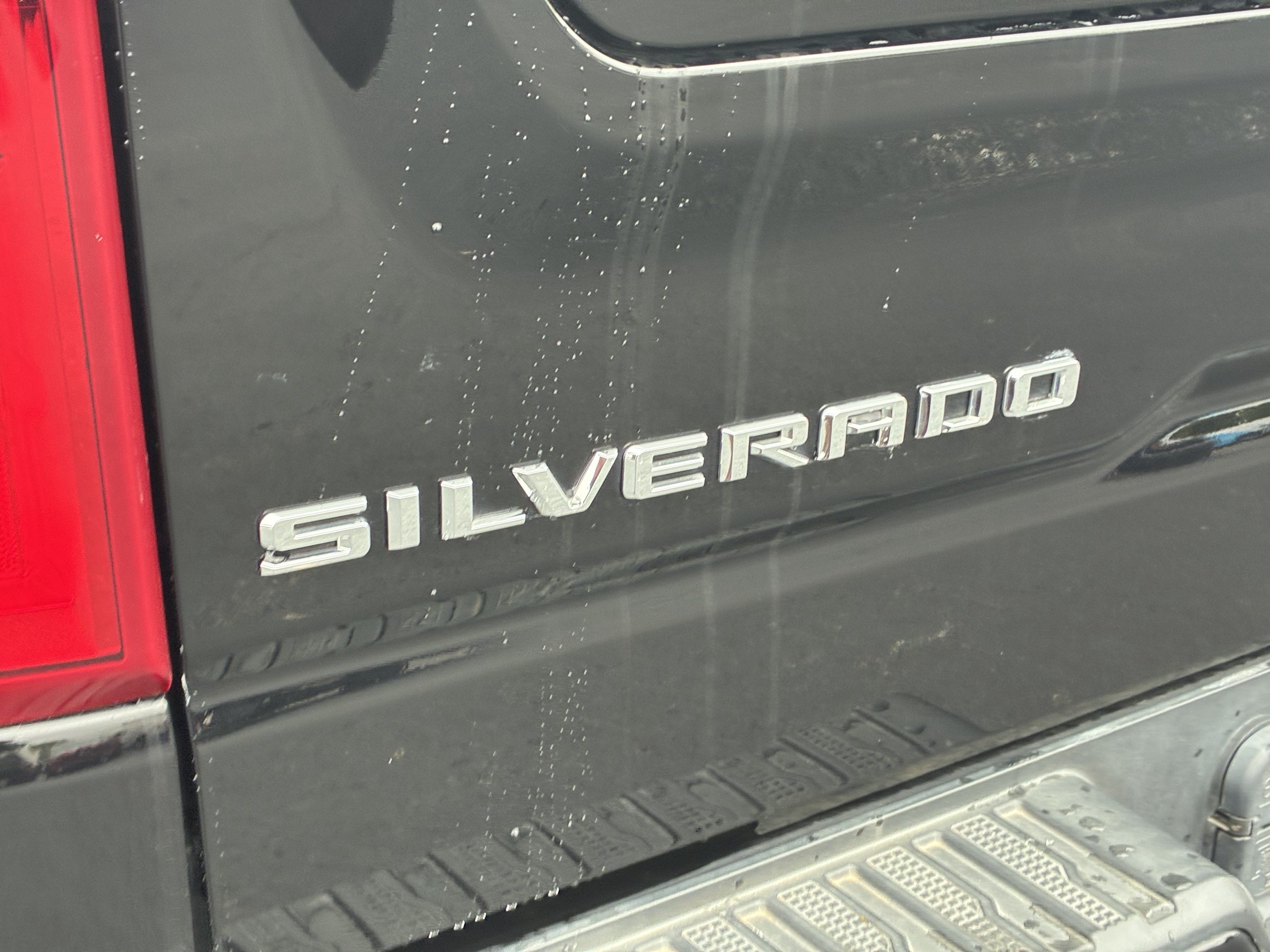 Used 2022 Chevrolet Silverado 1500 RST w/ Convenience Package II AWD/4WD image 11