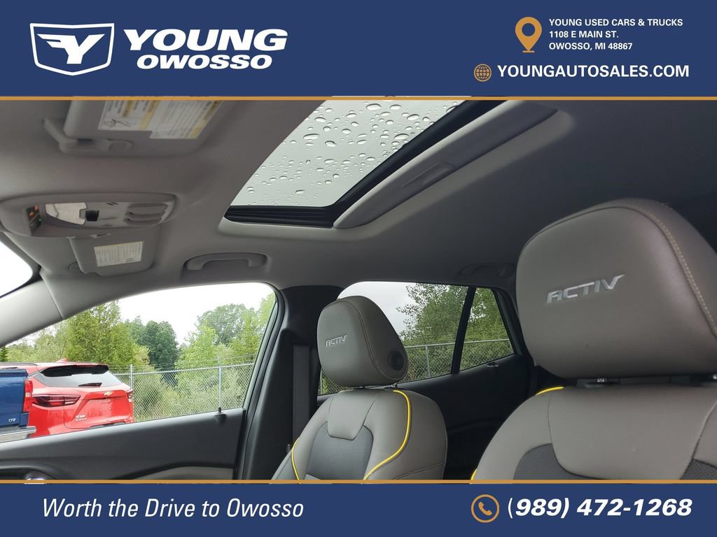 Certified 2025 Chevrolet Trax ACTIV w/ Sunroof Package FWD image 8