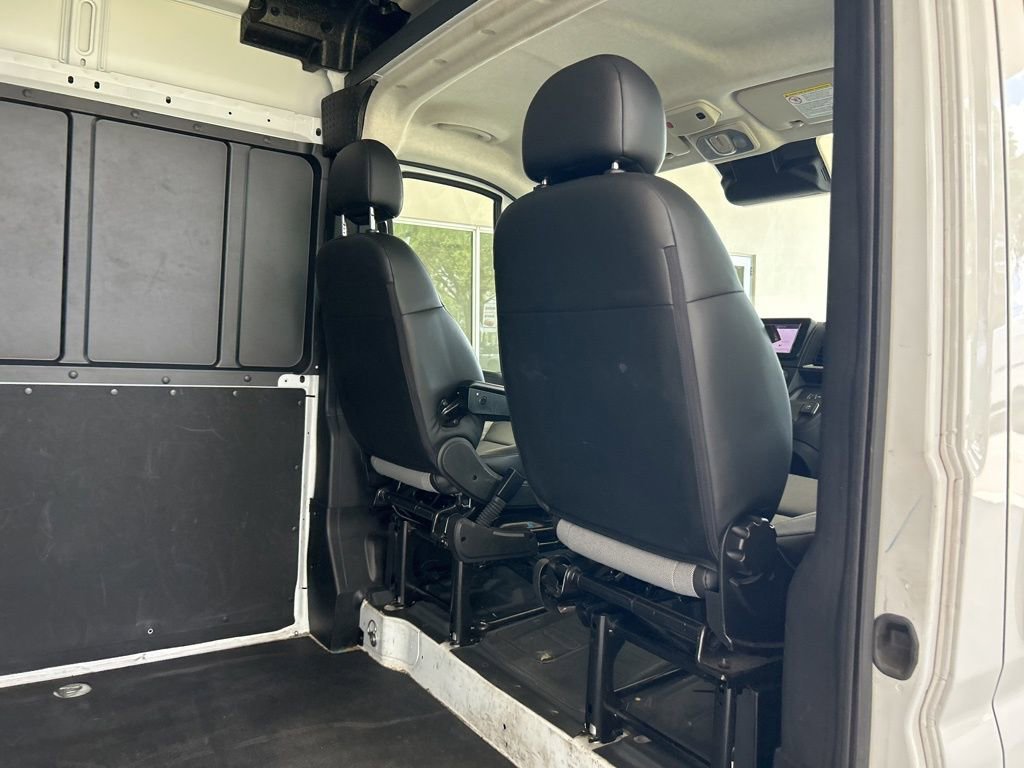Used 2025 RAM ProMaster 2500 w/ Convenience Group FWD image 28