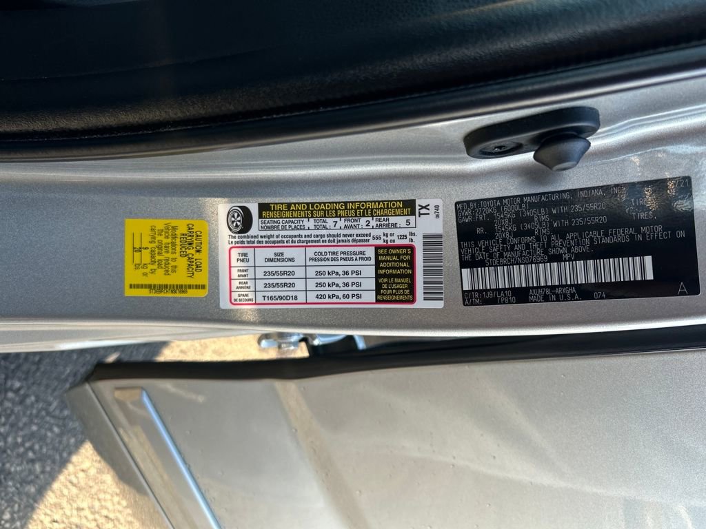 Certified 2022 Toyota Highlander Platinum image 34