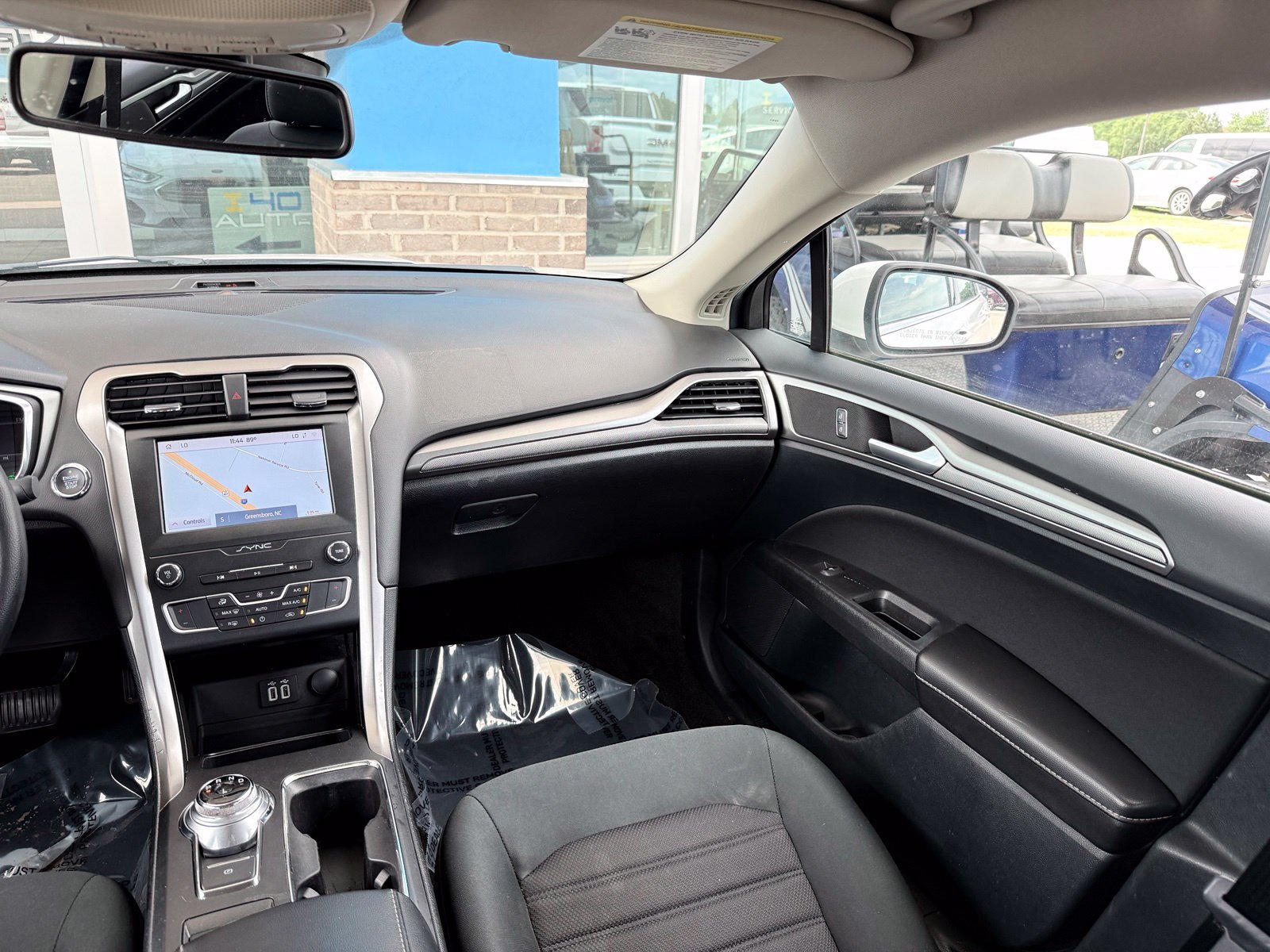 Used 2020 Ford Fusion SE FWD image 21