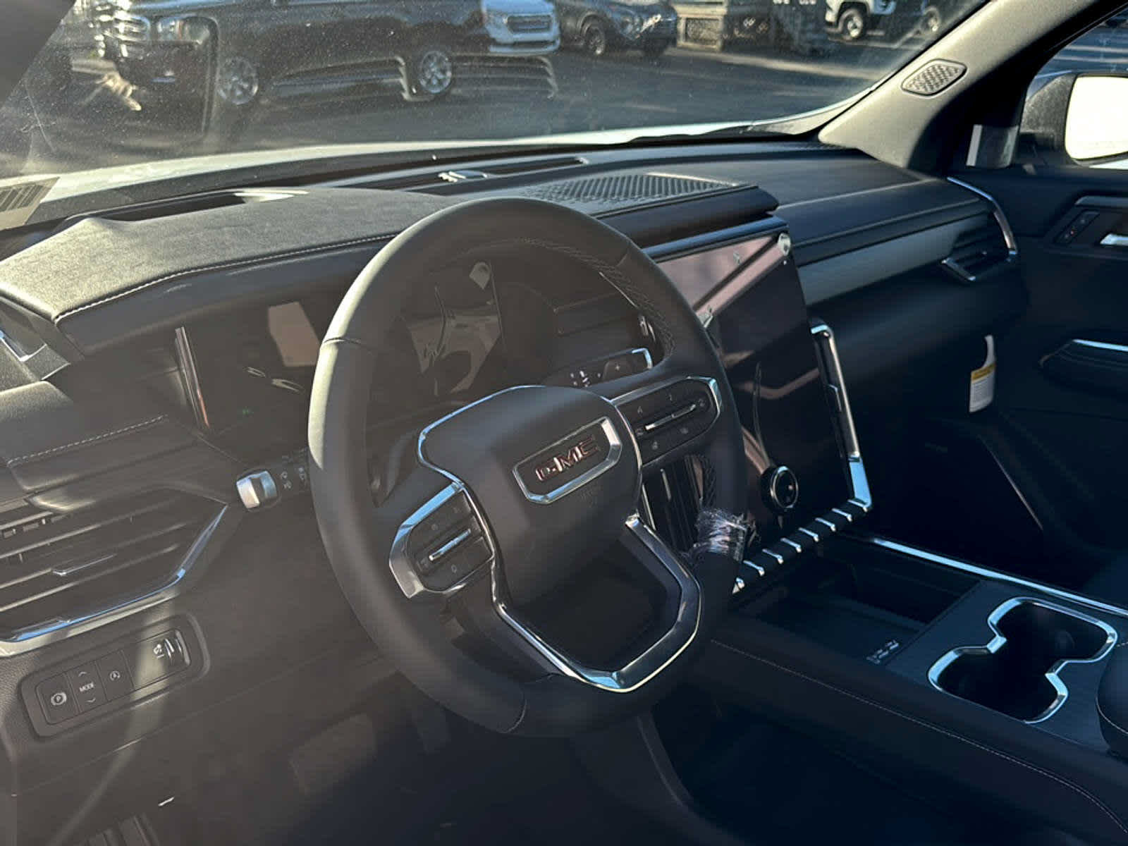 New 2027 GMC Acadia Elevation w/ Elevation Premium Package FWD image 7