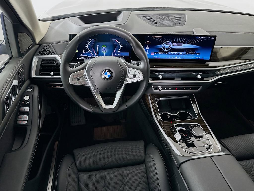 Certified 2024 BMW X7 xDrive40i w/ Premium Package image 23