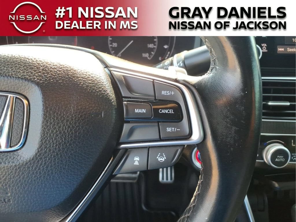 Used 2018 Honda Accord Sport image 14
