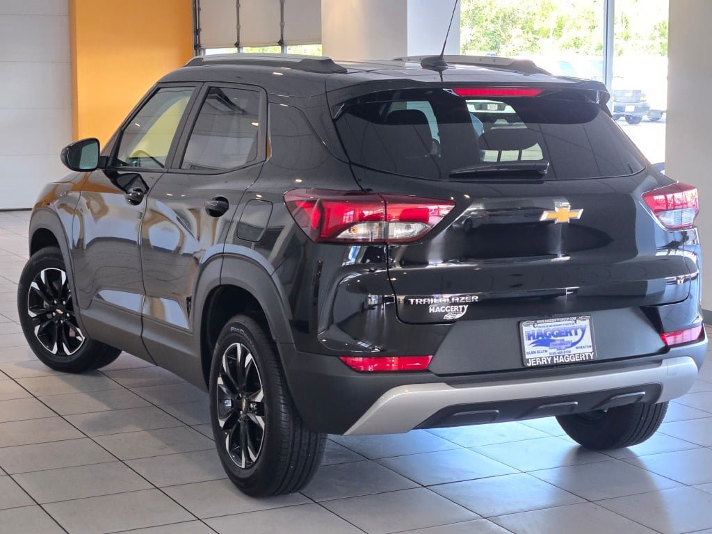 Certified 2023 Chevrolet TrailBlazer LT FWD image 13