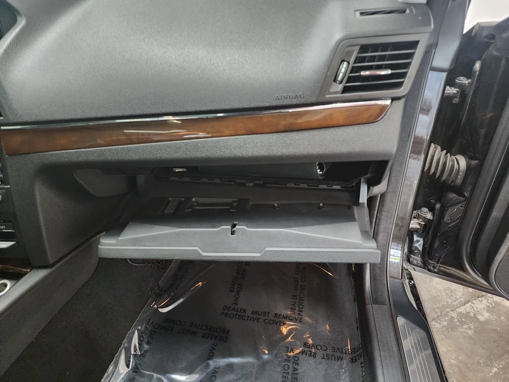Used 2010 Mercedes-Benz E 550 Coupe image 32