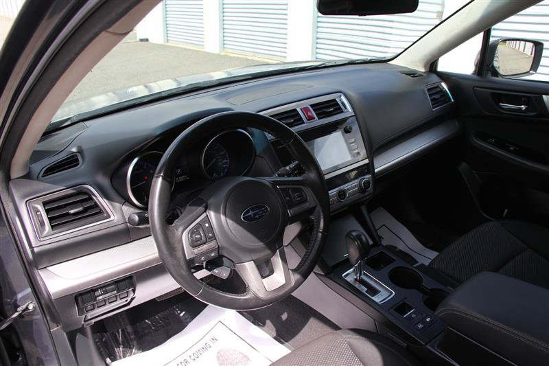 Used 2017 Subaru Outback 2.5i Premium AWD/4WD image 18