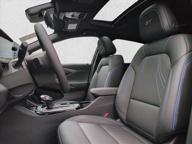 New 2026 Buick Envista Sport Touring w/ Convenience I Package FWD image 4