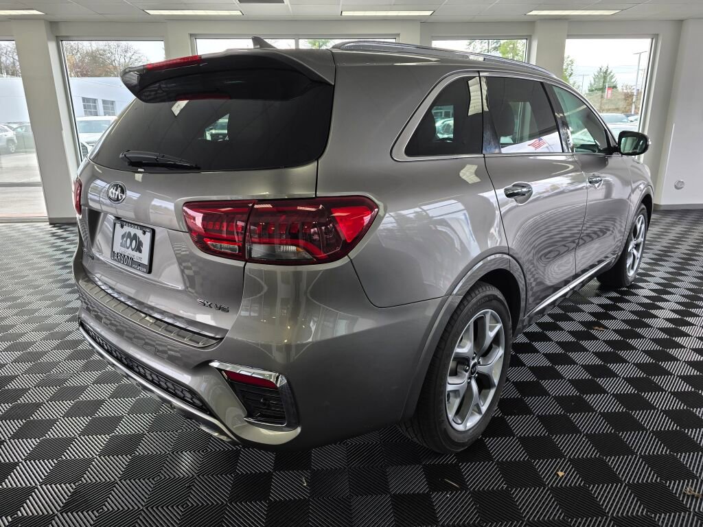 Used 2019 Kia Sorento SX image 4