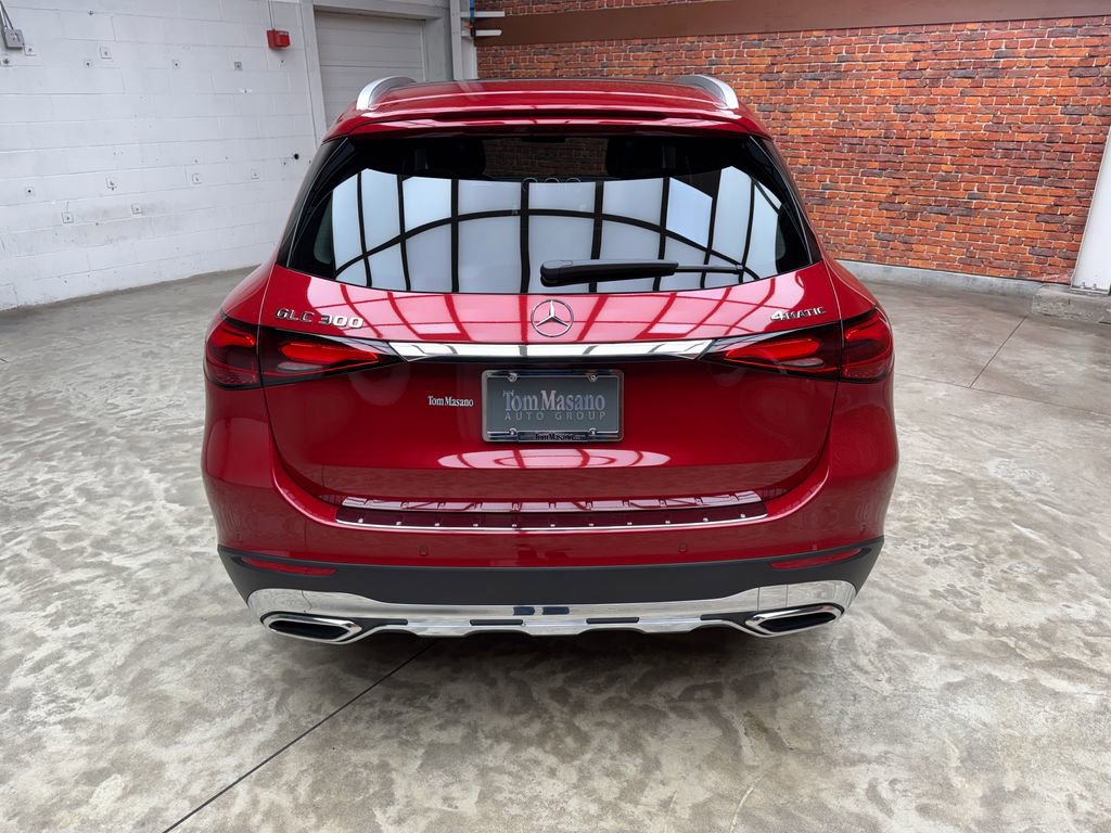 Used 2026 Mercedes-Benz GLC 300 GLC 300 image 5