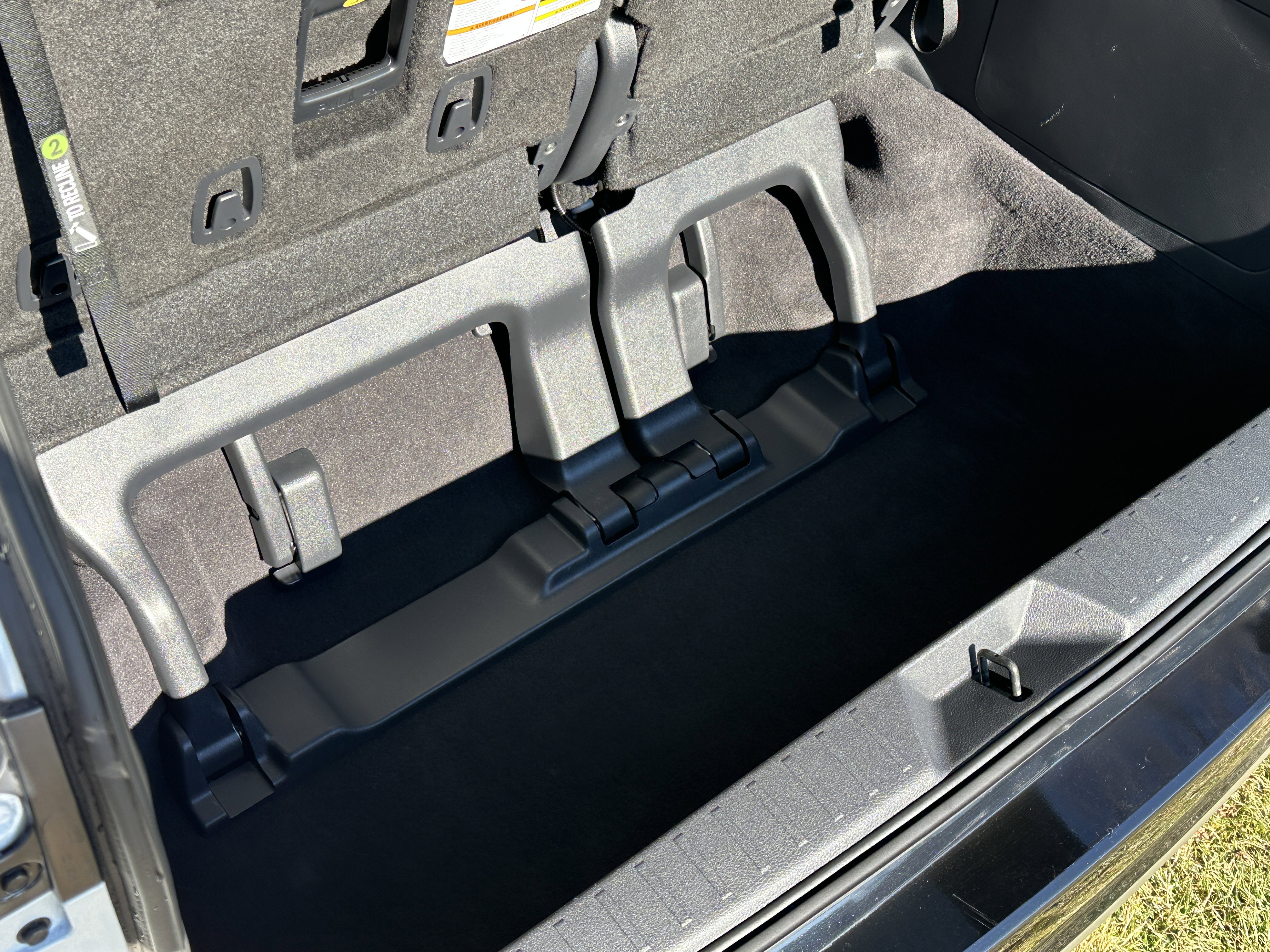 Used 2025 Toyota Sienna Limited image 25