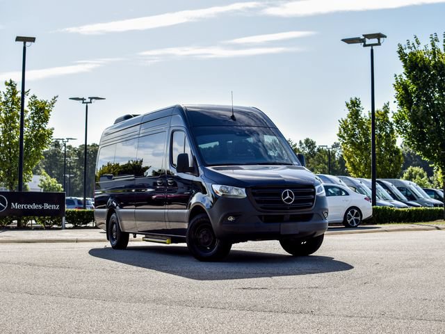 Used 2020 Mercedes-Benz Sprinter 2500 image 9